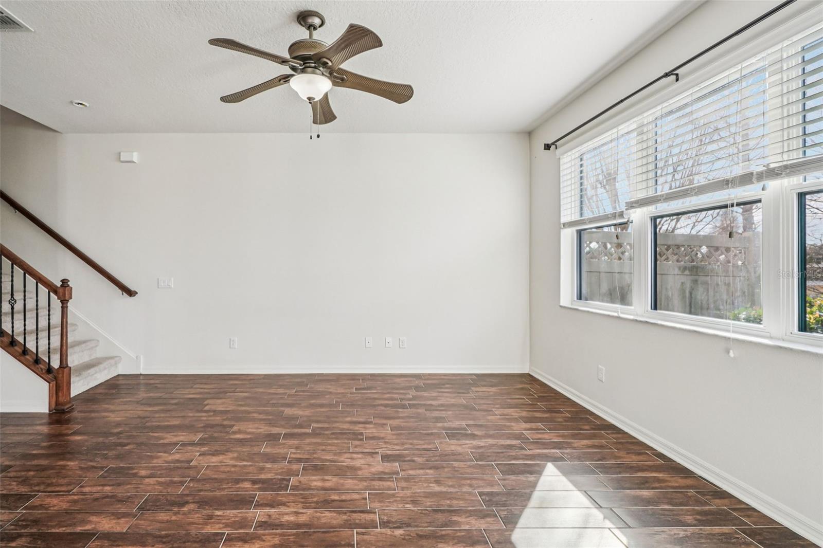 WEST LAKE TWNHMS PH 2 - Residential