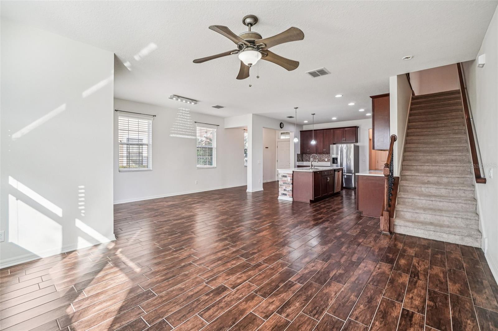 WEST LAKE TWNHMS PH 2 - Residential