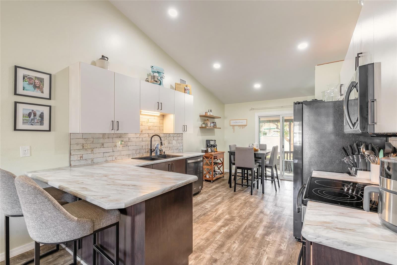 TURNBULL SHORES LTS 01-99 INC - Residential