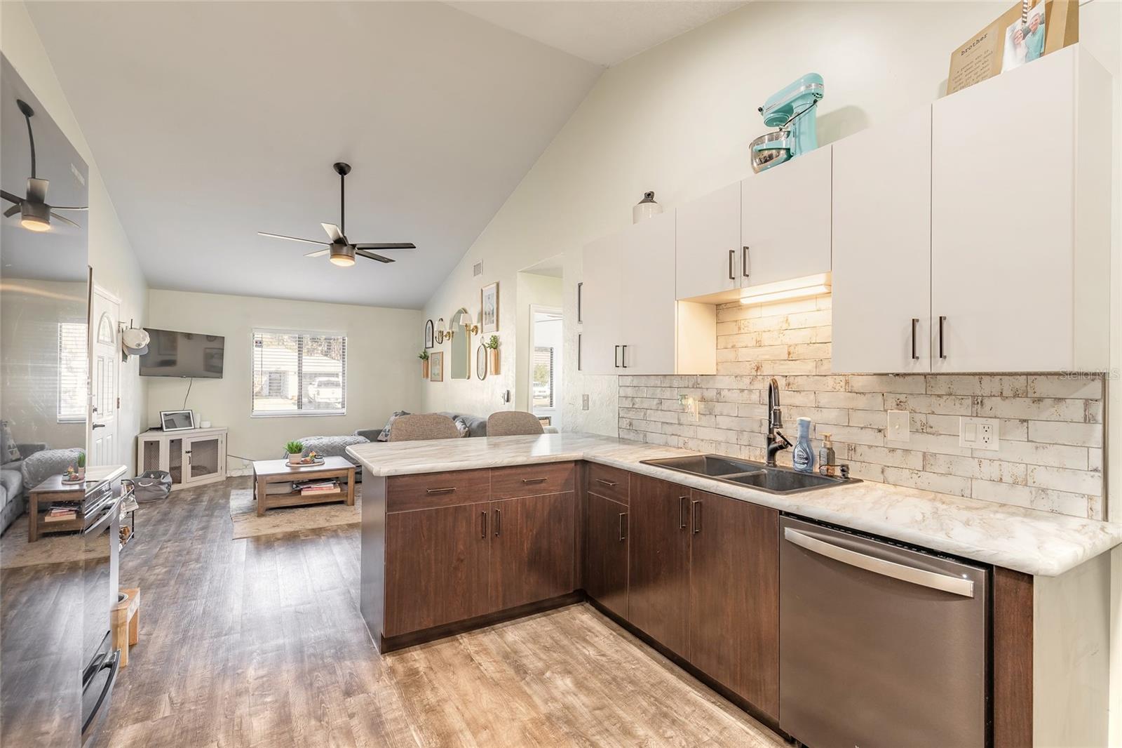 TURNBULL SHORES LTS 01-99 INC - Residential