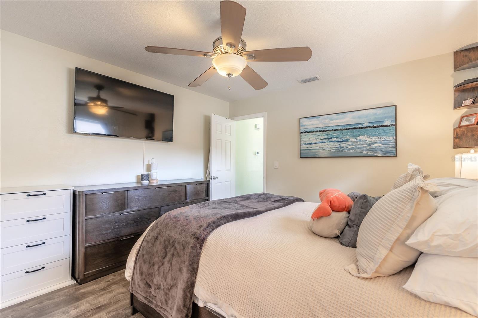 TURNBULL SHORES LTS 01-99 INC - Residential