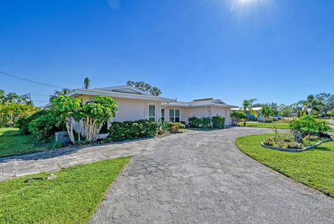 A home in SARASOTA