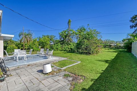 A home in SARASOTA