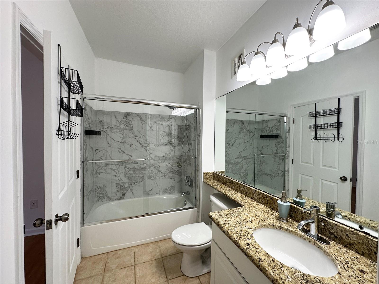 DISCOVERY PALMS CONDOMINIUM - Residential