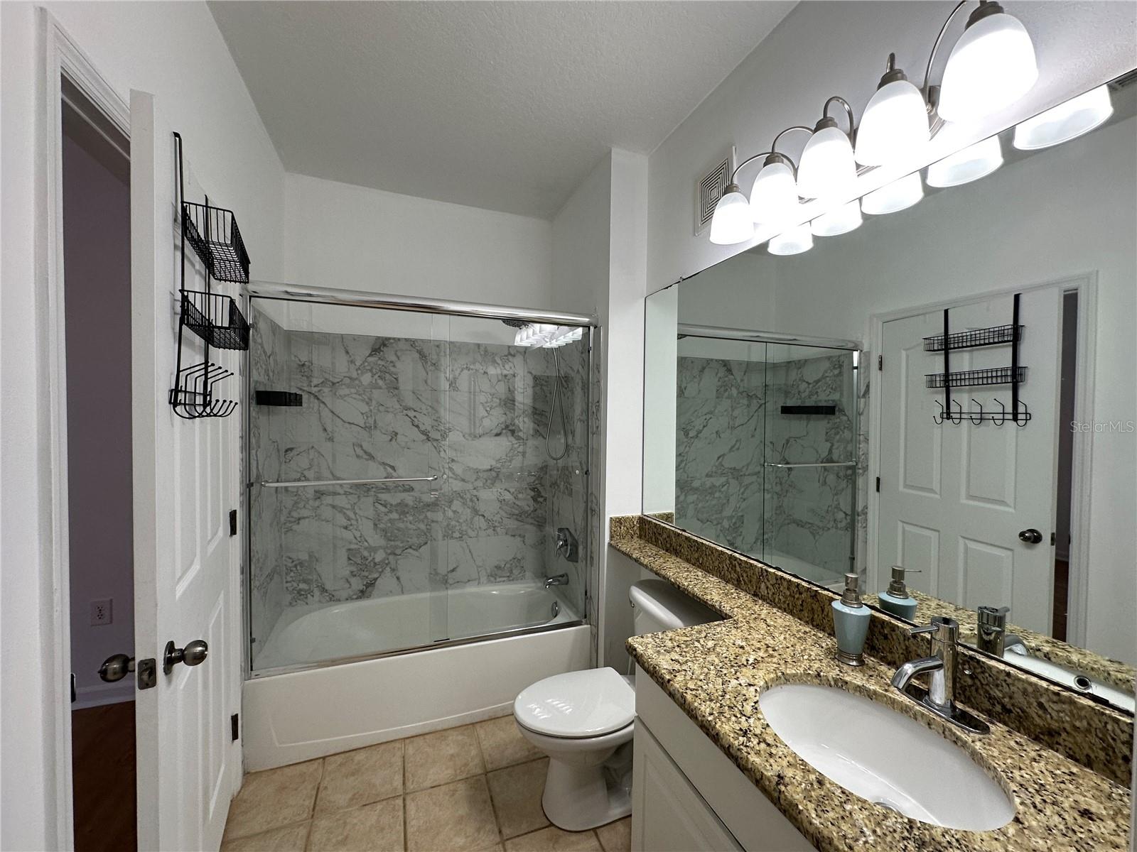 DISCOVERY PALMS CONDOMINIUM - Residential