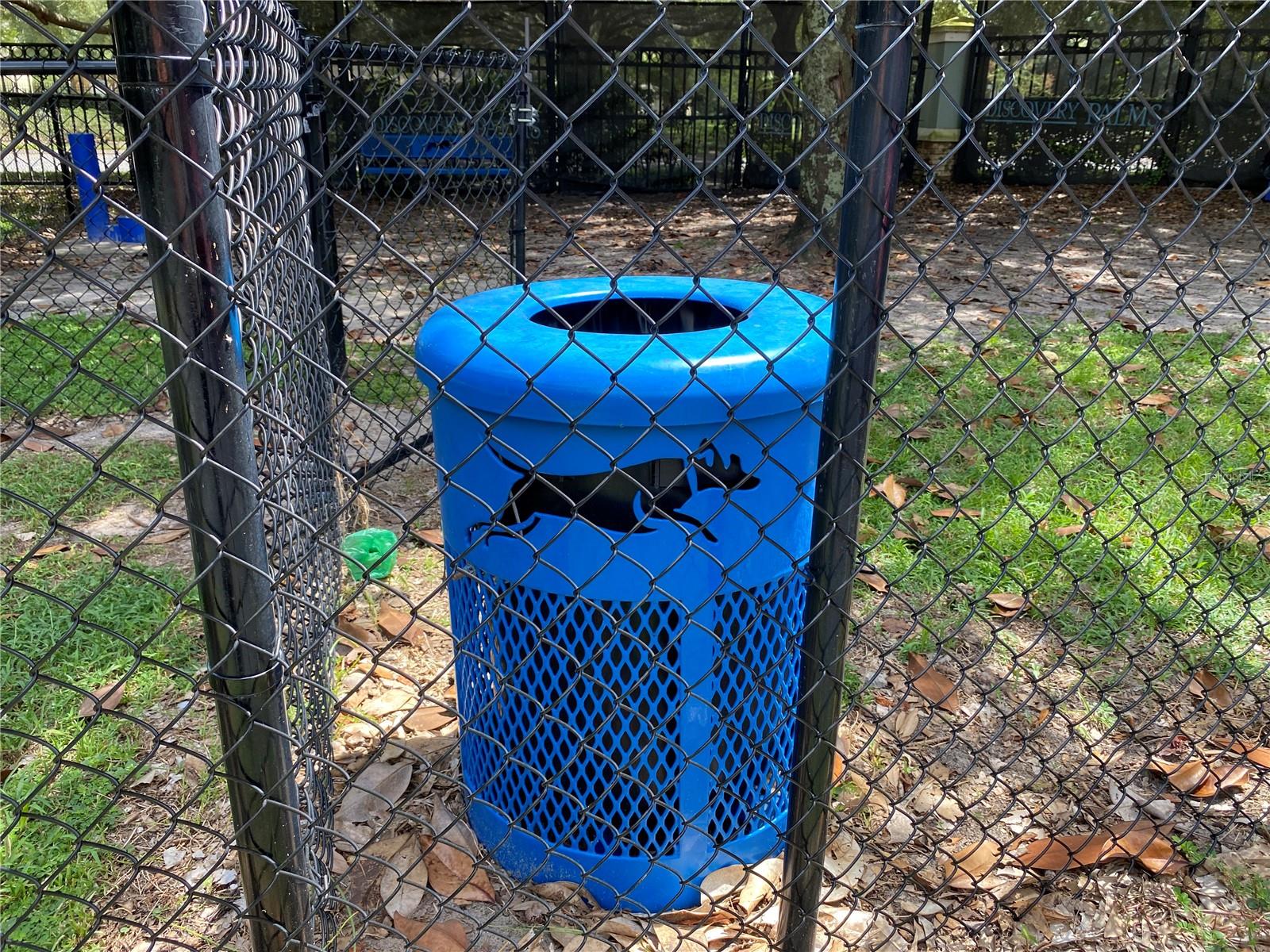 DISCOVERY PALMS CONDOMINIUM - Residential