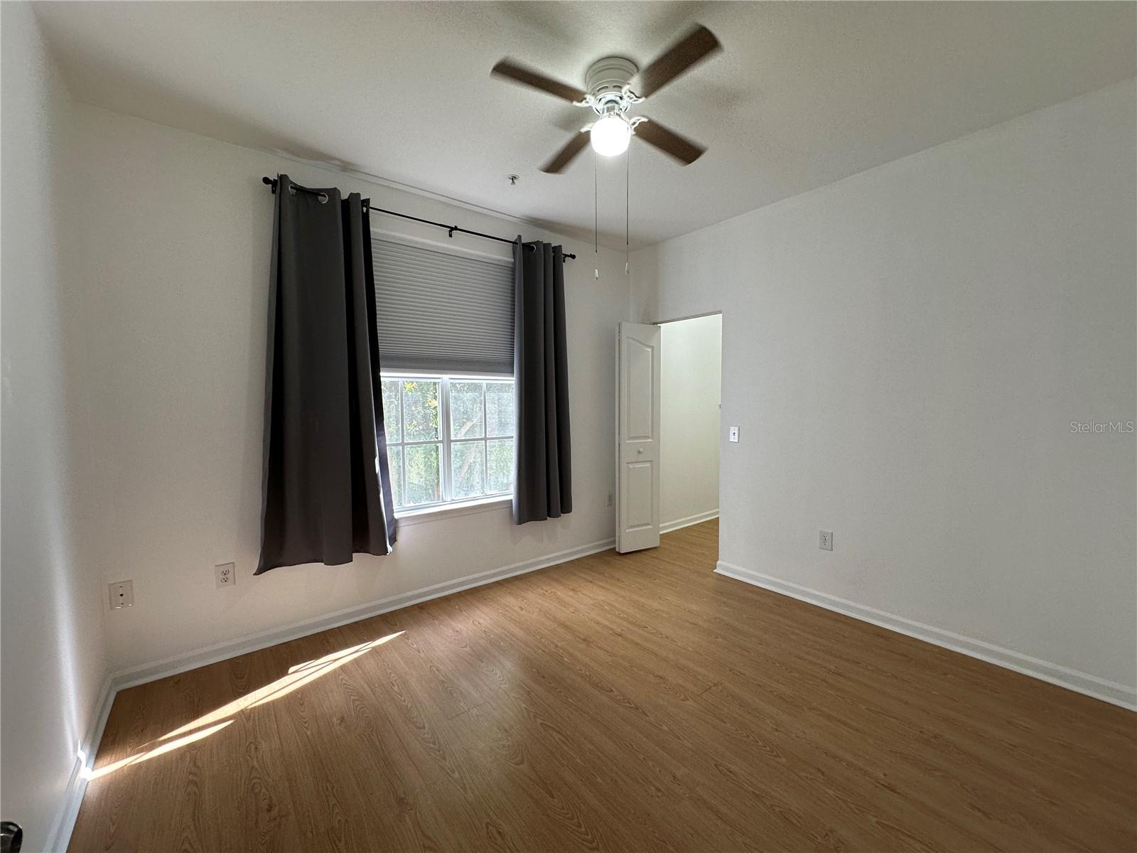 DISCOVERY PALMS CONDOMINIUM - Residential