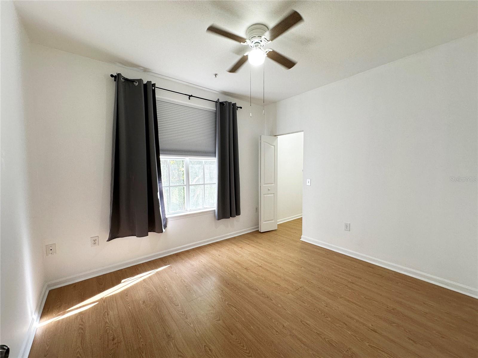 DISCOVERY PALMS CONDOMINIUM - Residential