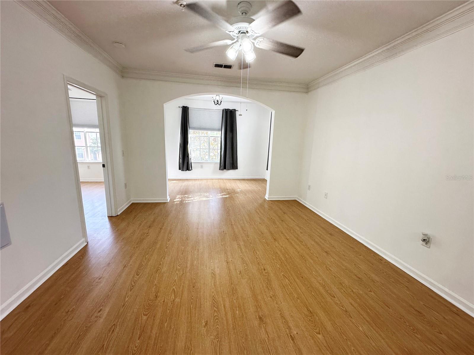 DISCOVERY PALMS CONDOMINIUM - Residential