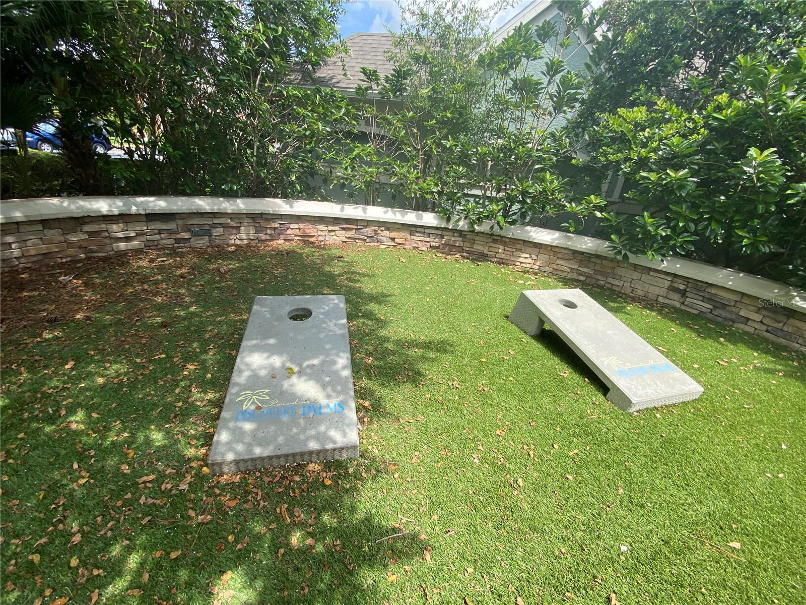 DISCOVERY PALMS CONDOMINIUM - Residential