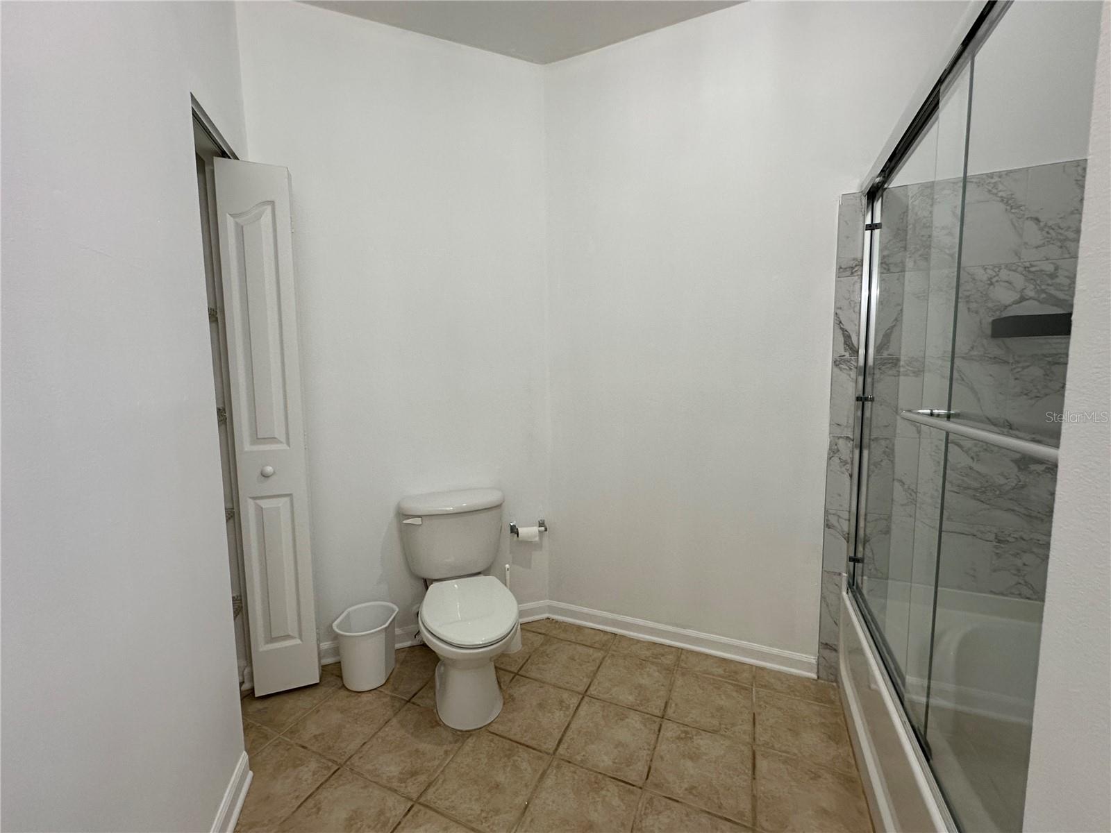 DISCOVERY PALMS CONDOMINIUM - Residential