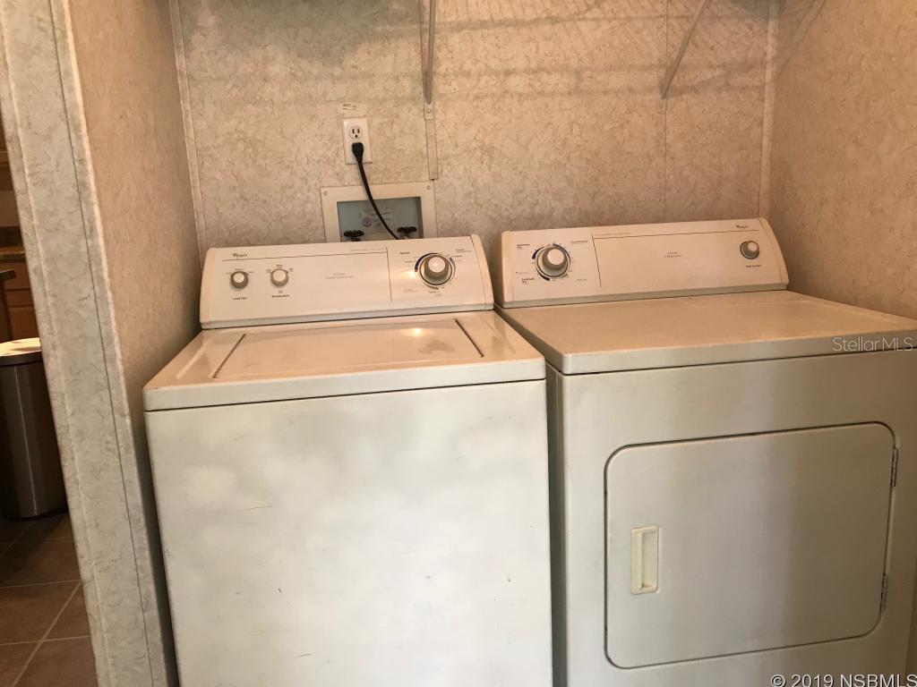 Daytona Twin Oaks Co-Op - Residential