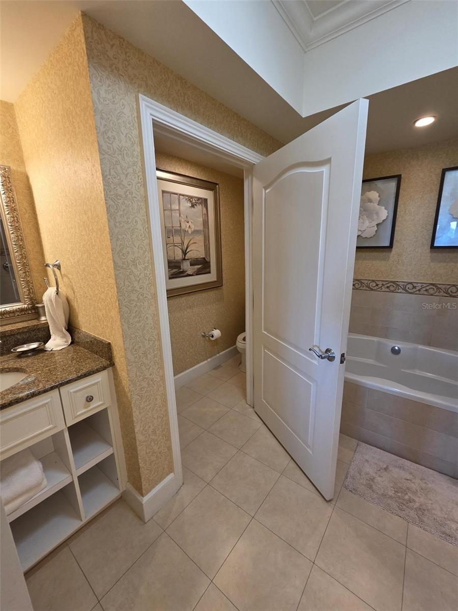 REUNION GRANDE CONDO - Residential Lease