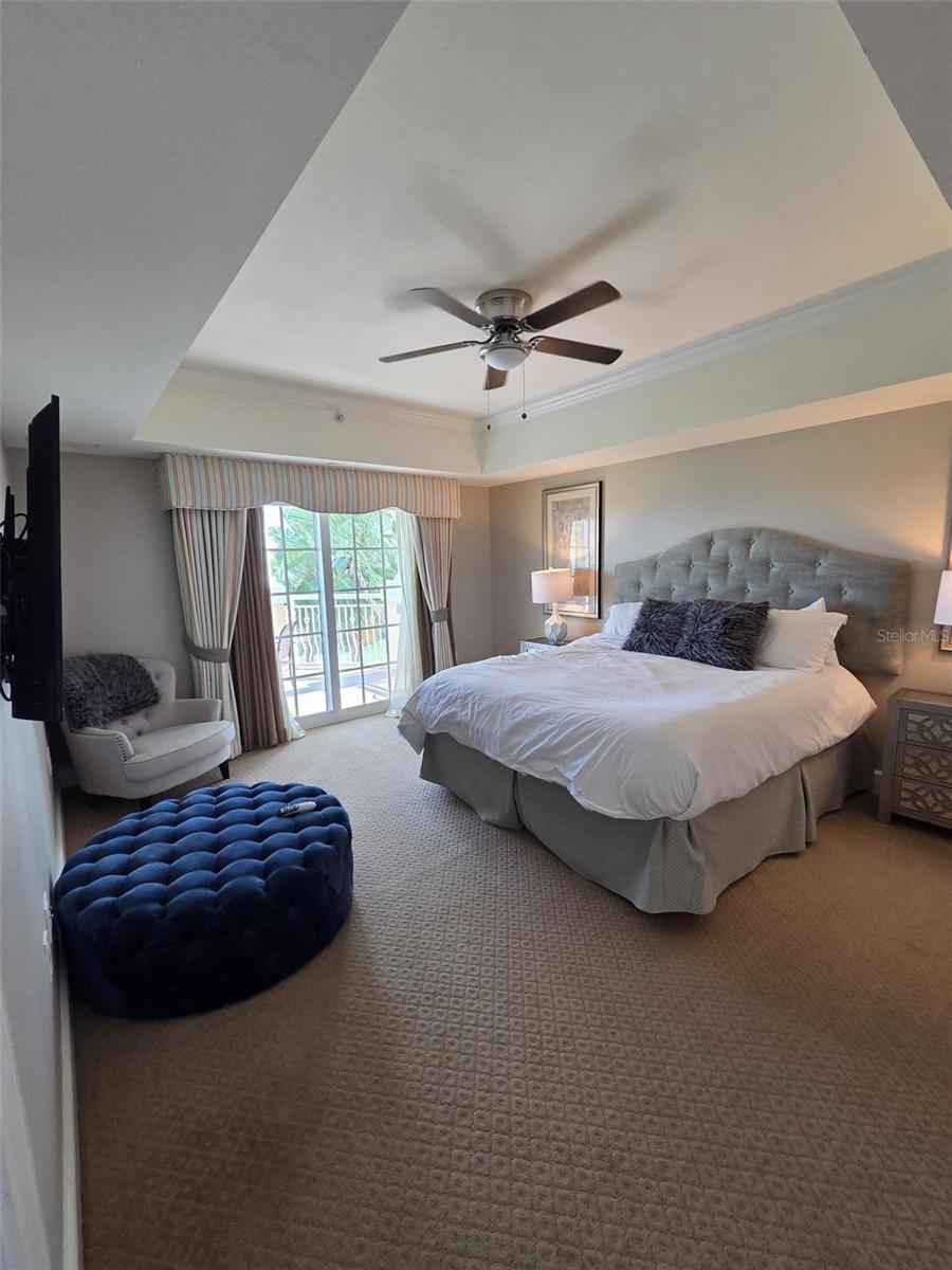 REUNION GRANDE CONDO - Residential Lease