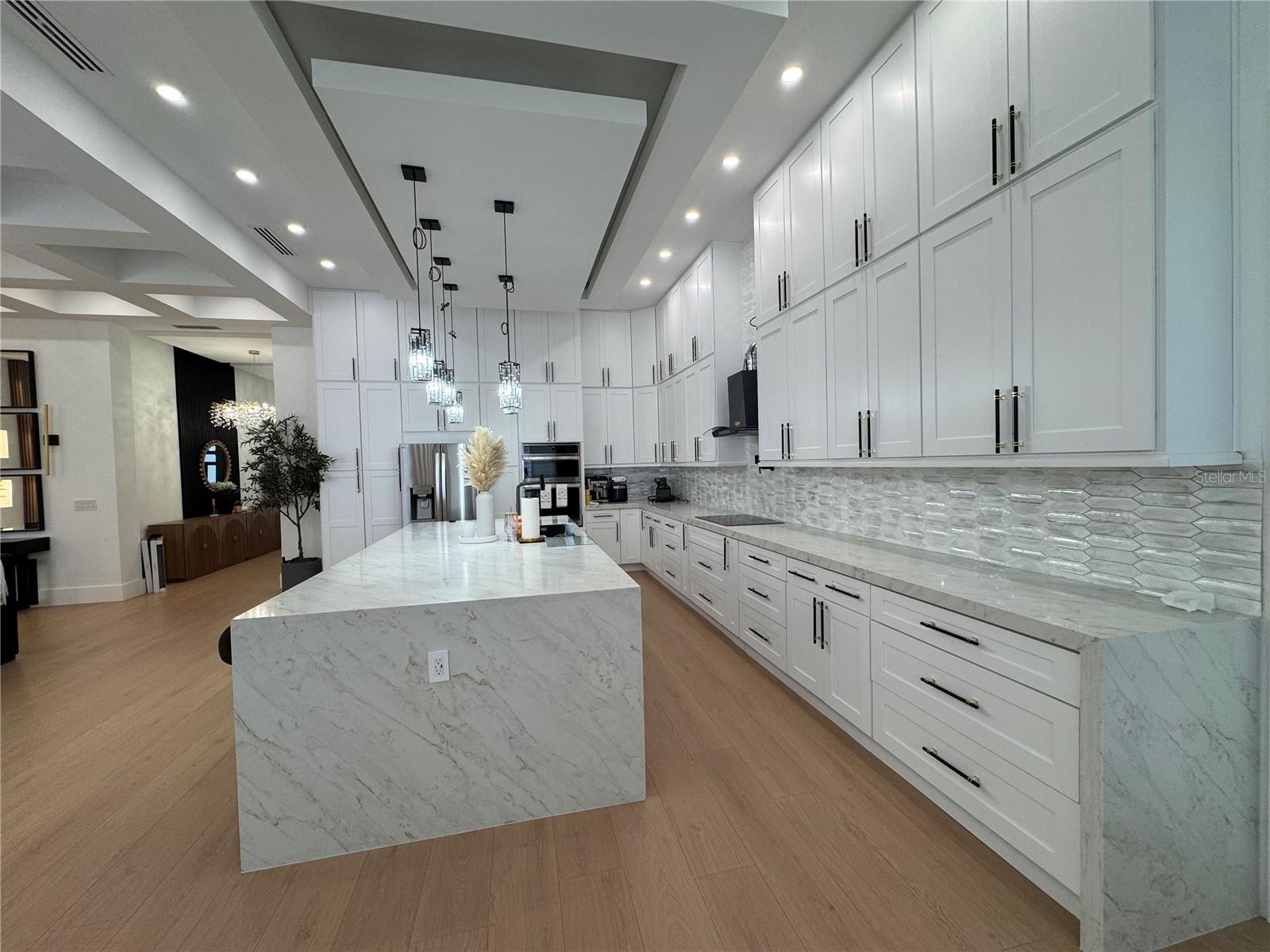 TROJAN TOWN - Residential