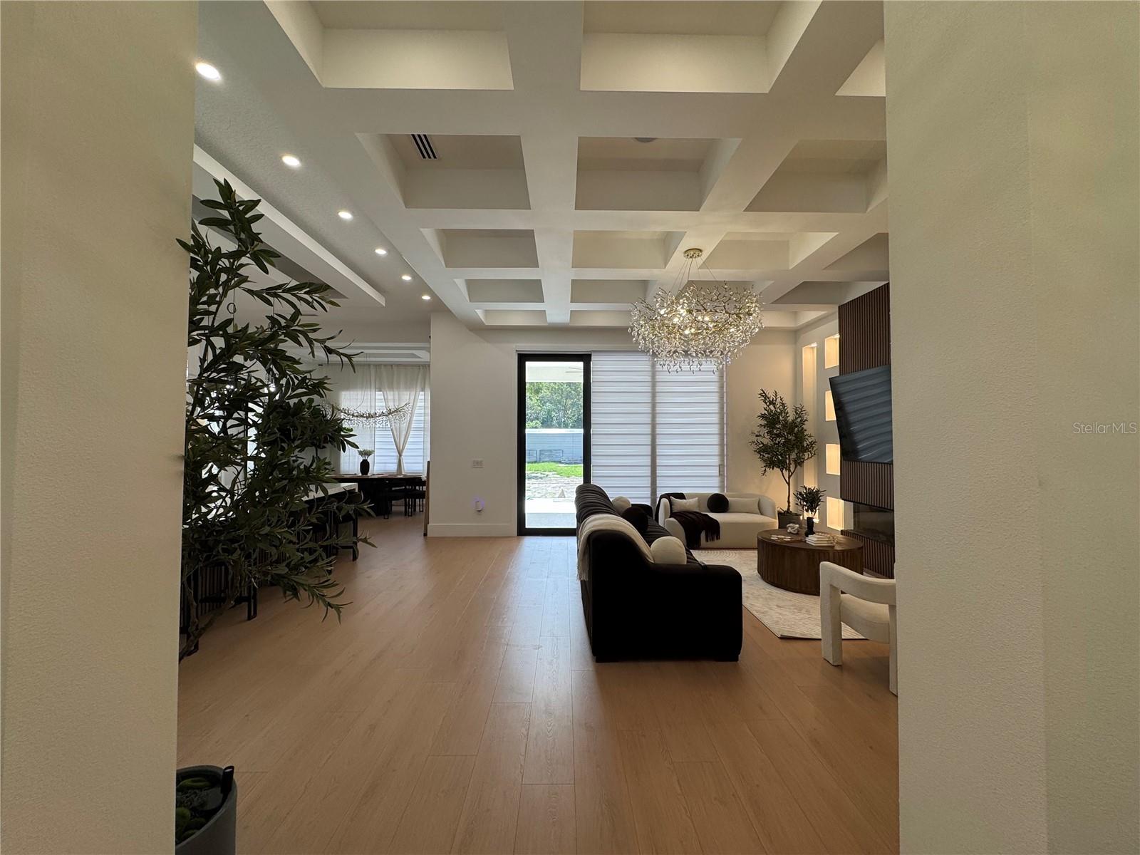 TROJAN TOWN - Residential