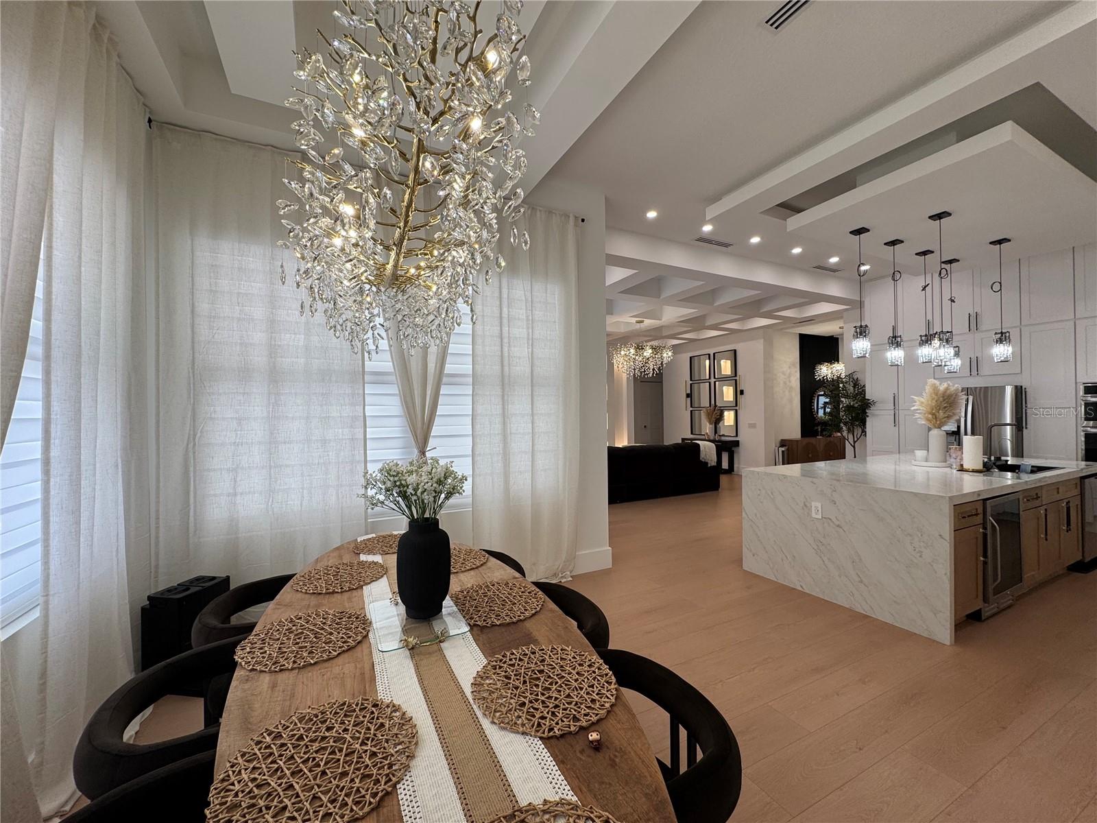 TROJAN TOWN - Residential