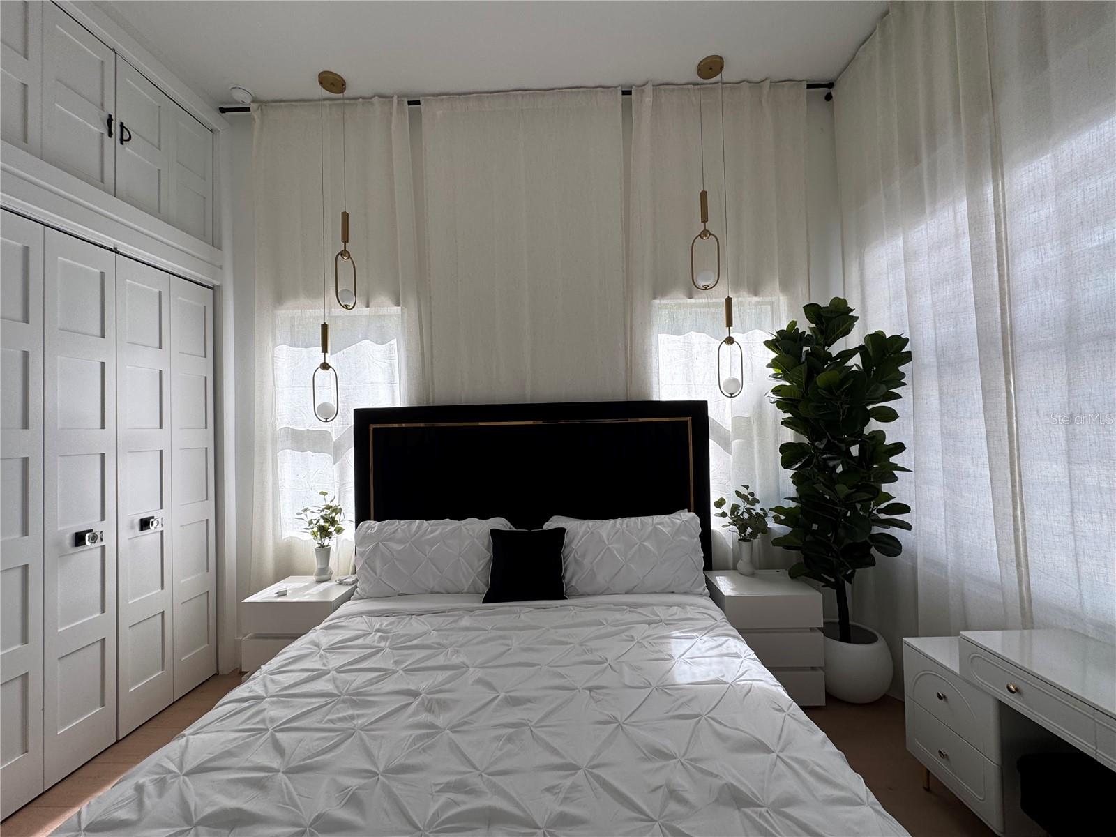 TROJAN TOWN - Residential