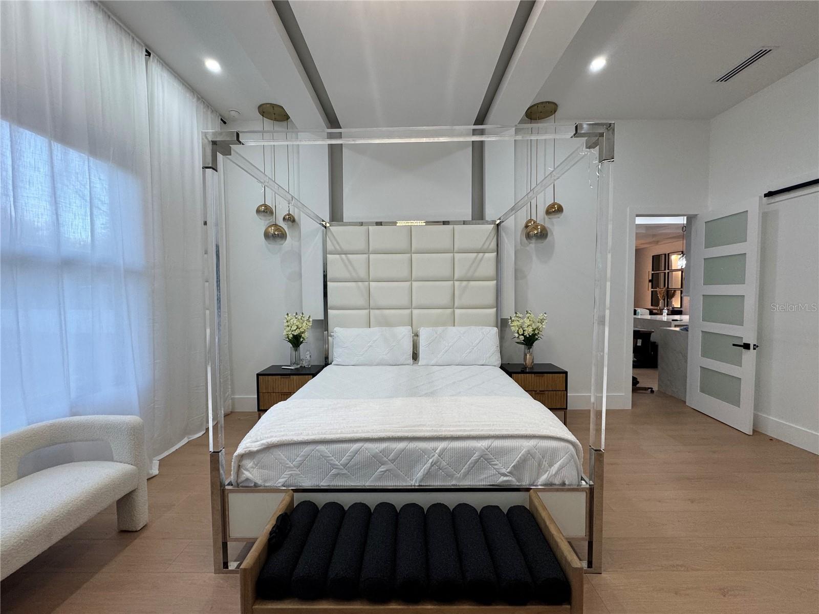 TROJAN TOWN - Residential