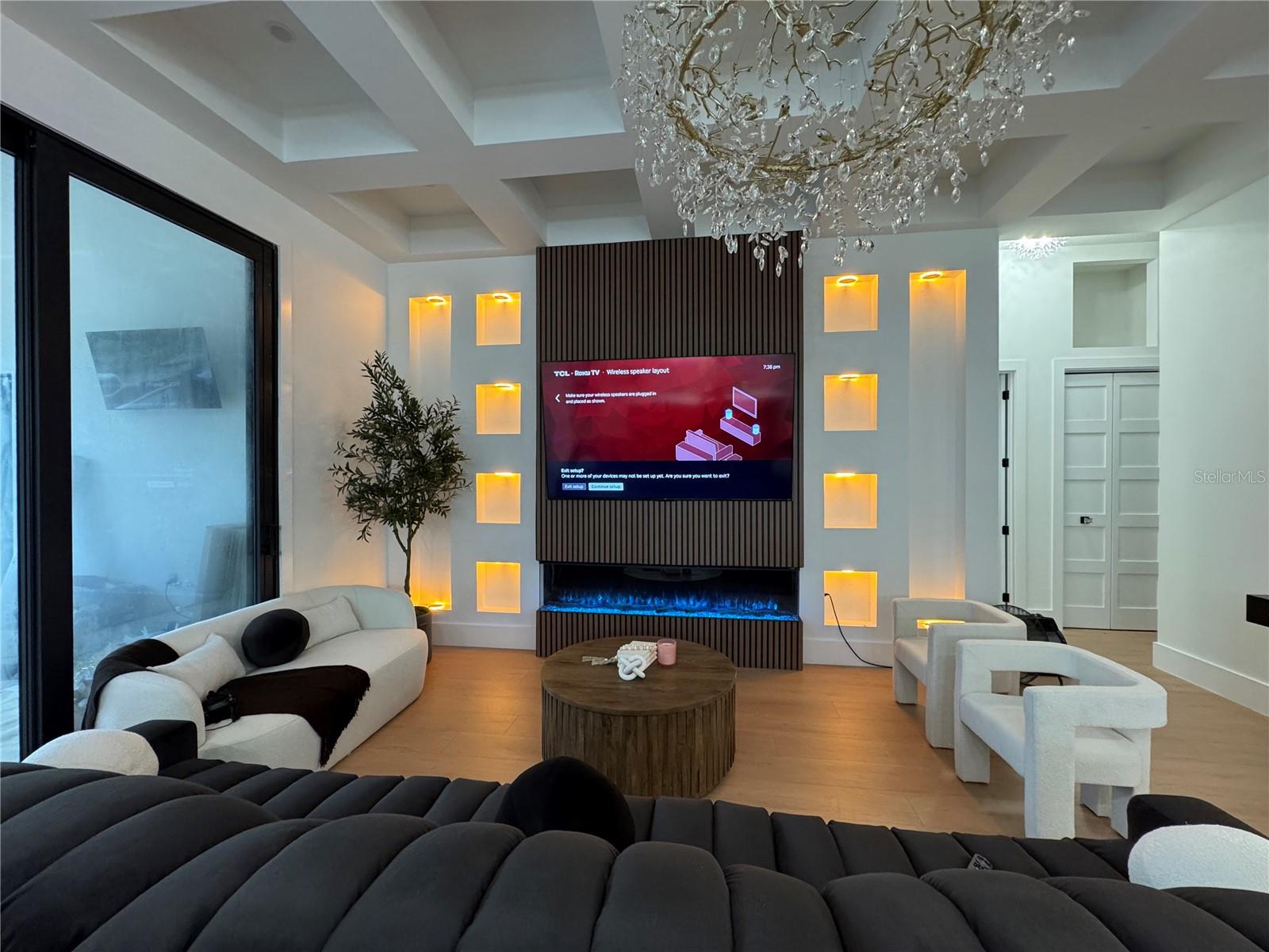 TROJAN TOWN - Residential