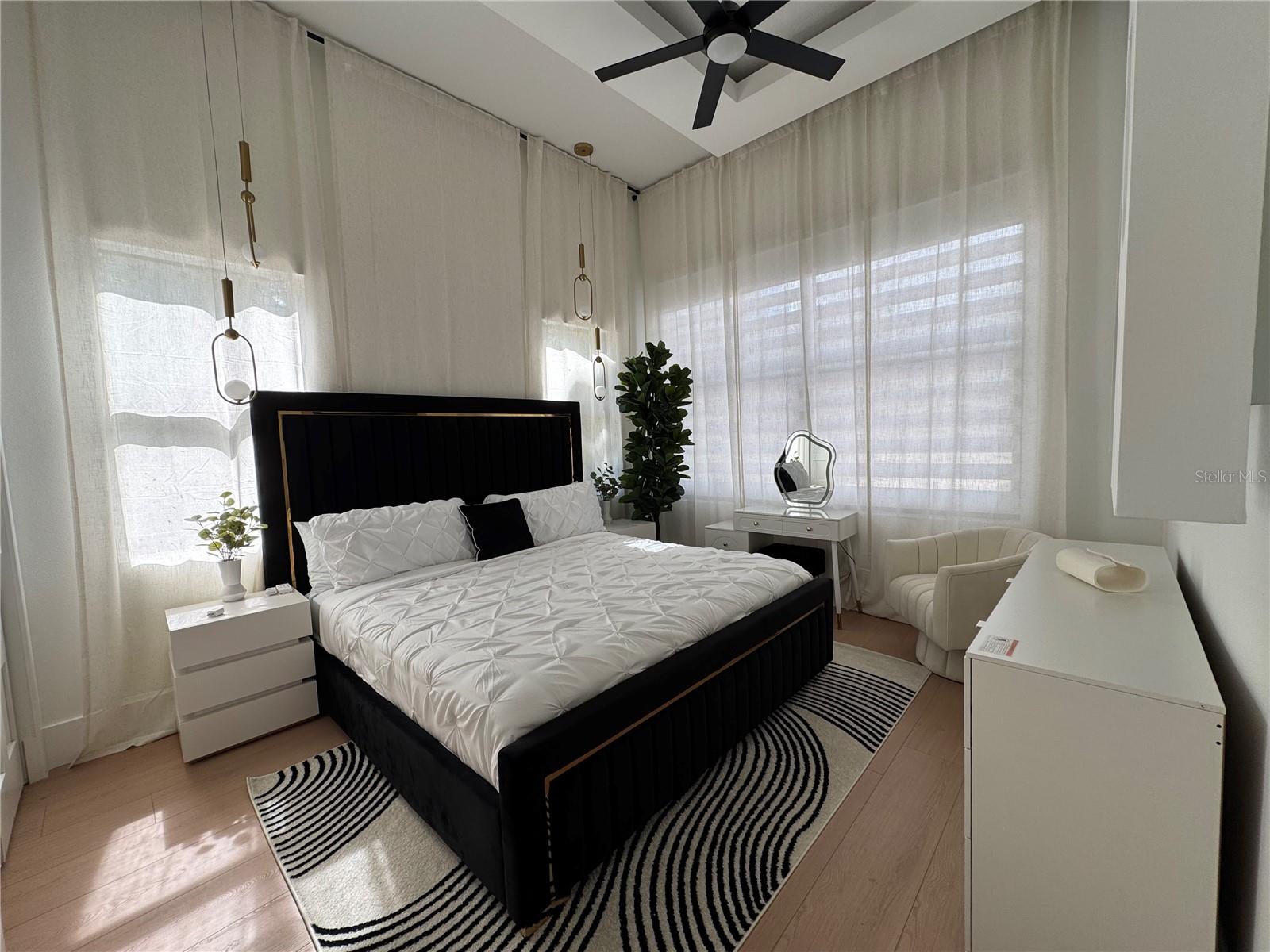 TROJAN TOWN - Residential