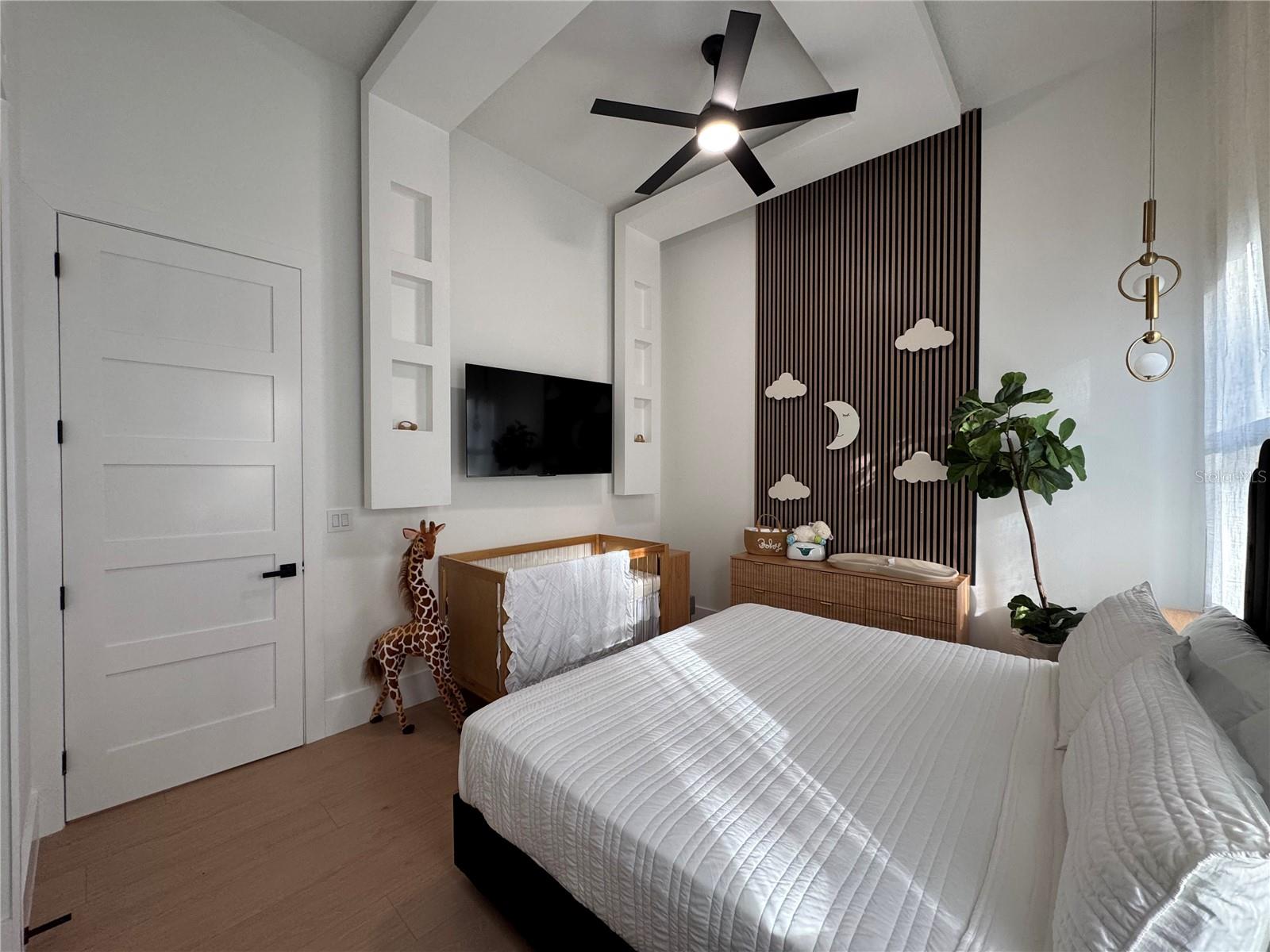 TROJAN TOWN - Residential