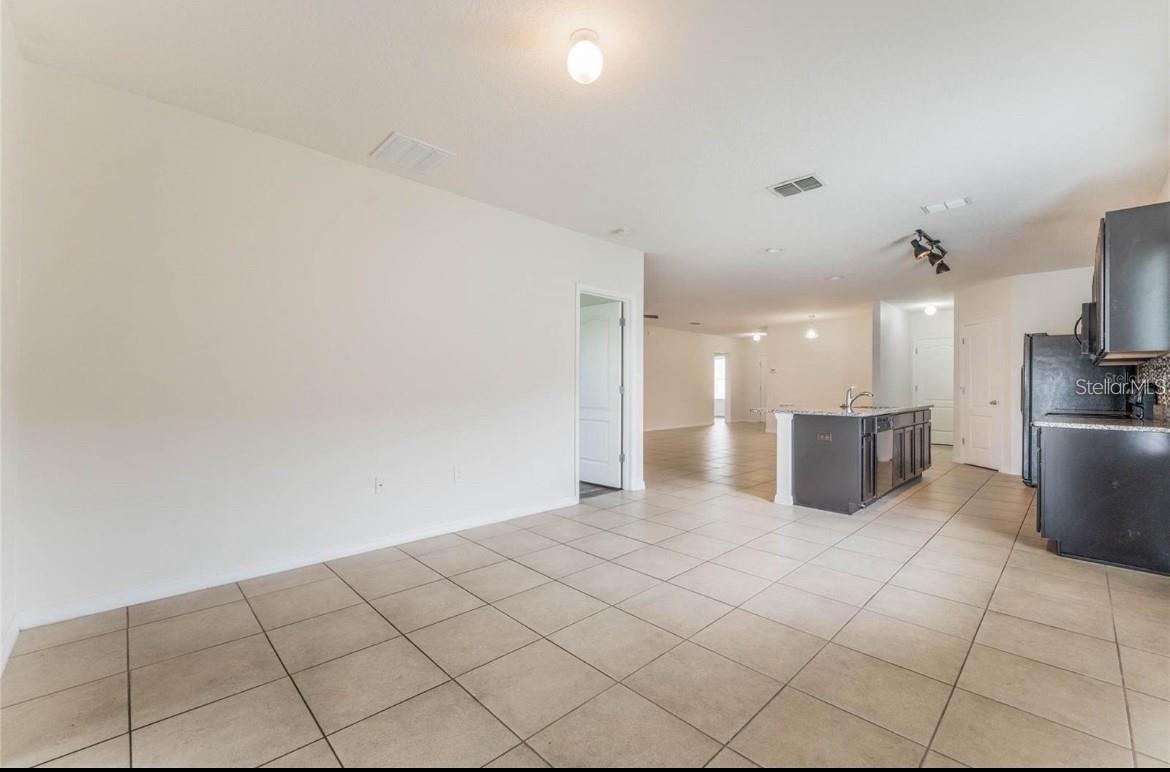 VILLA SOL VILLAGE 4 REP - Residential Lease