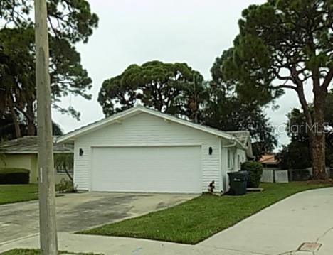 2839 HARDEE DRIVE