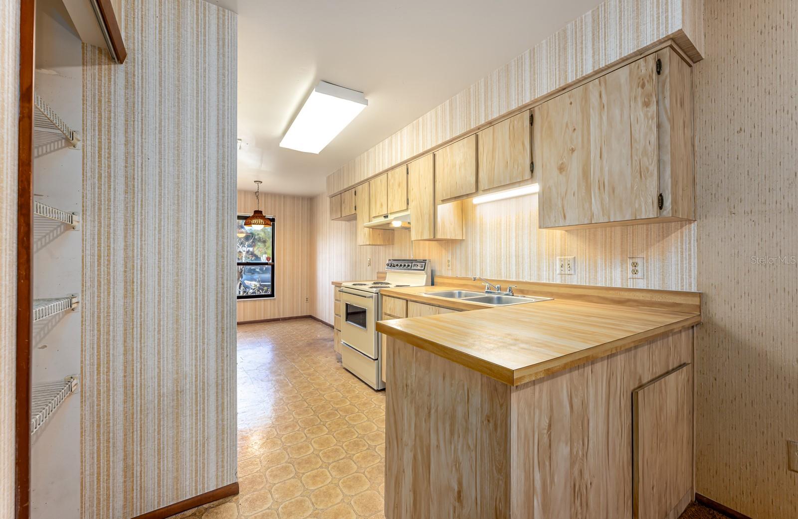 GOLDENROD VILLAS CONDO - Residential