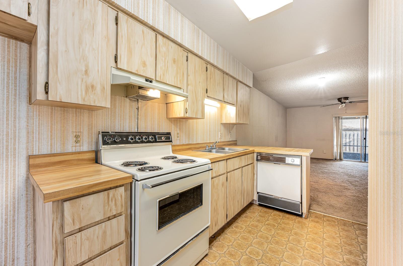 GOLDENROD VILLAS CONDO - Residential