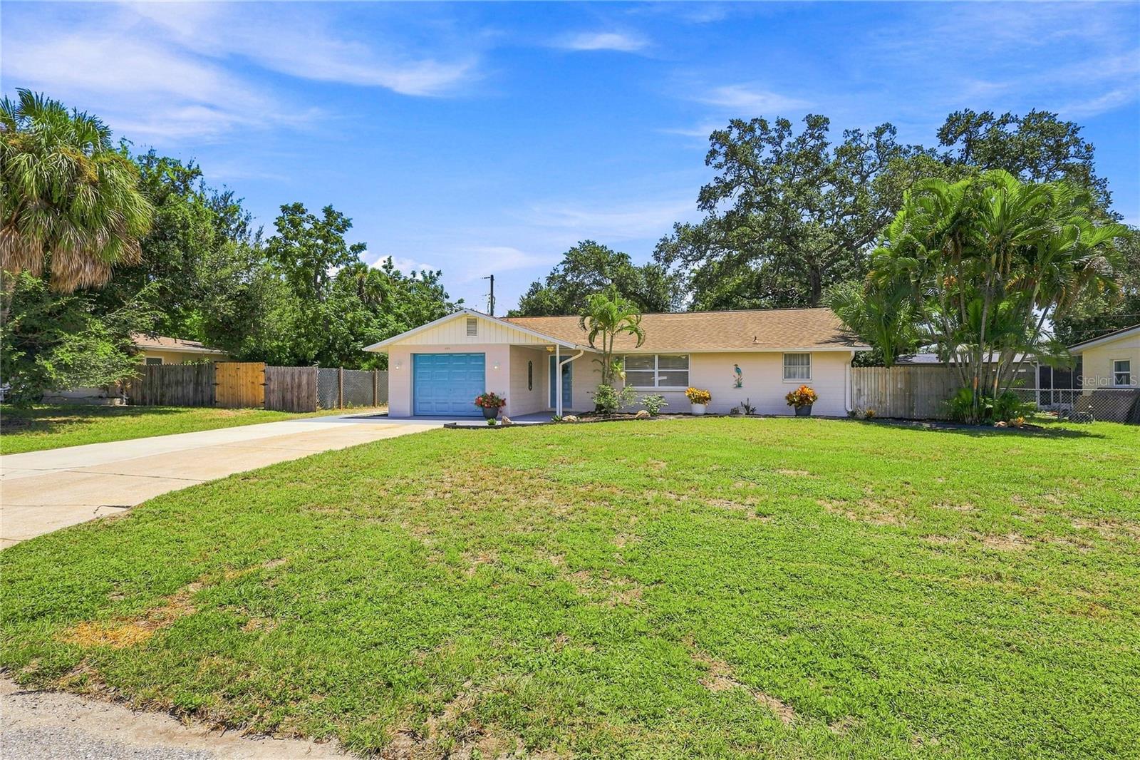 411 PLANTATION ROAD