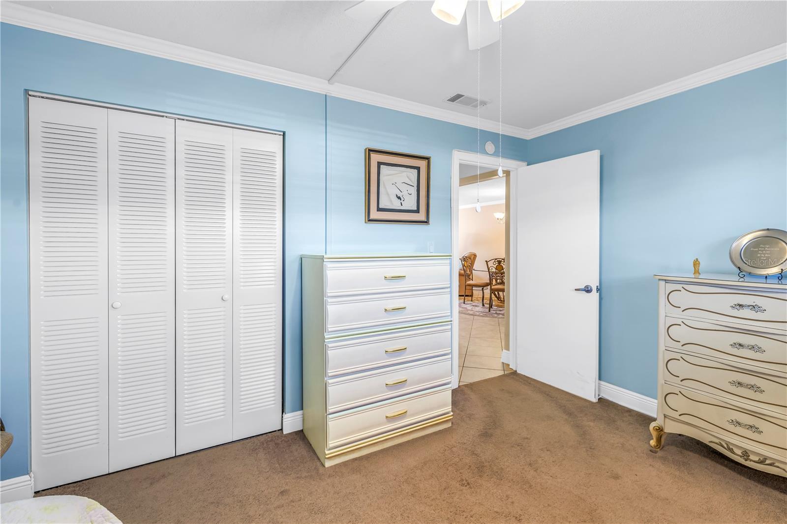 PARADISE SHORES - Residential