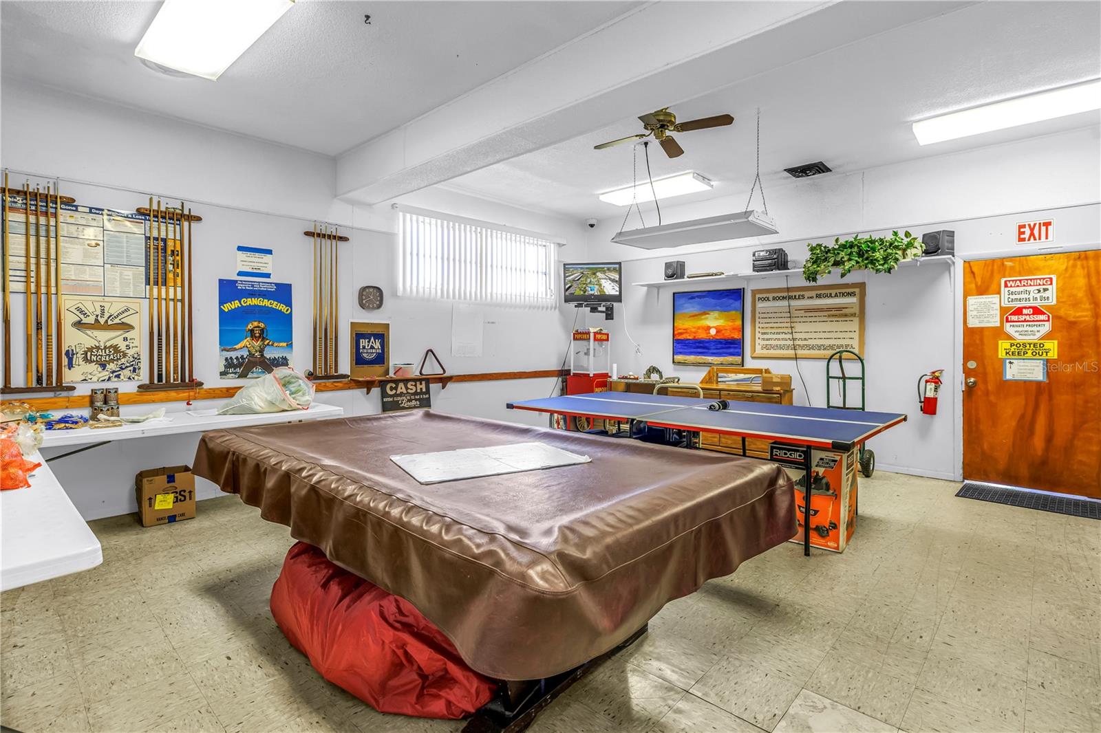 PARADISE SHORES - Residential