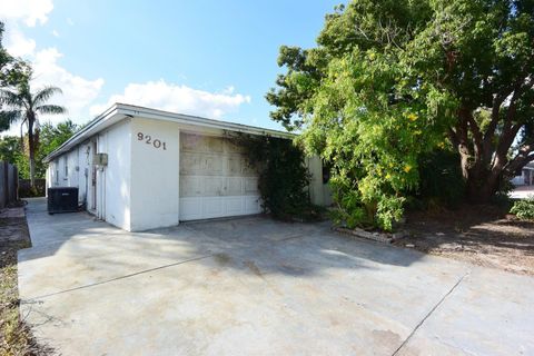 A home in PORT RICHEY