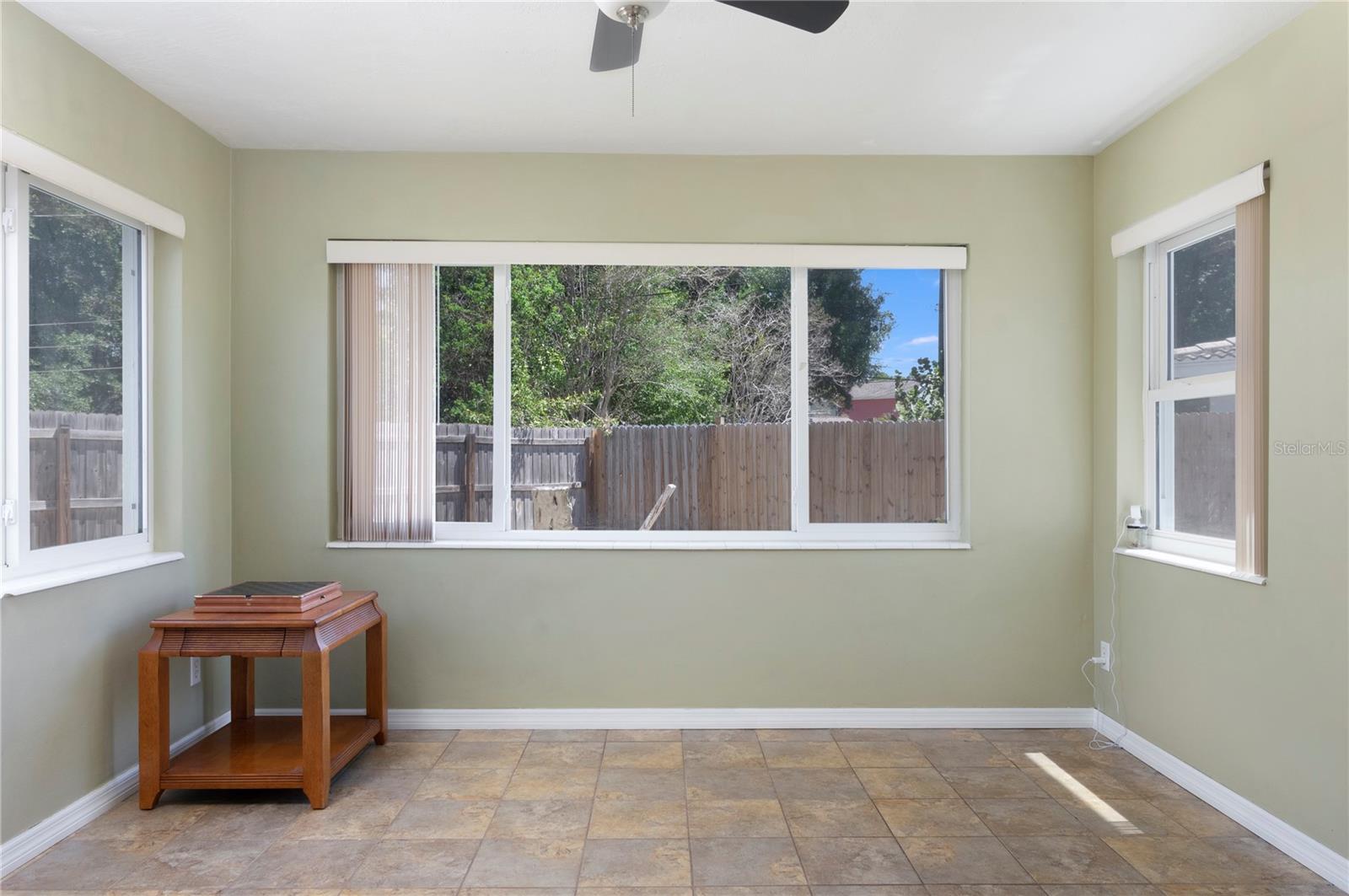 FAIRVIEW ESTATES - Residential