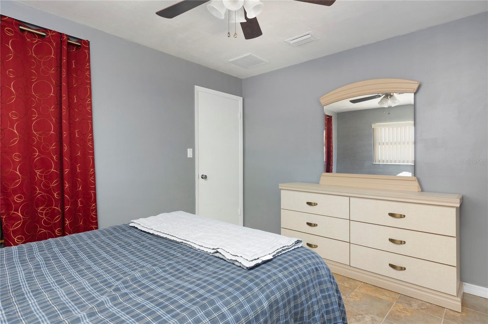 FAIRVIEW ESTATES - Residential