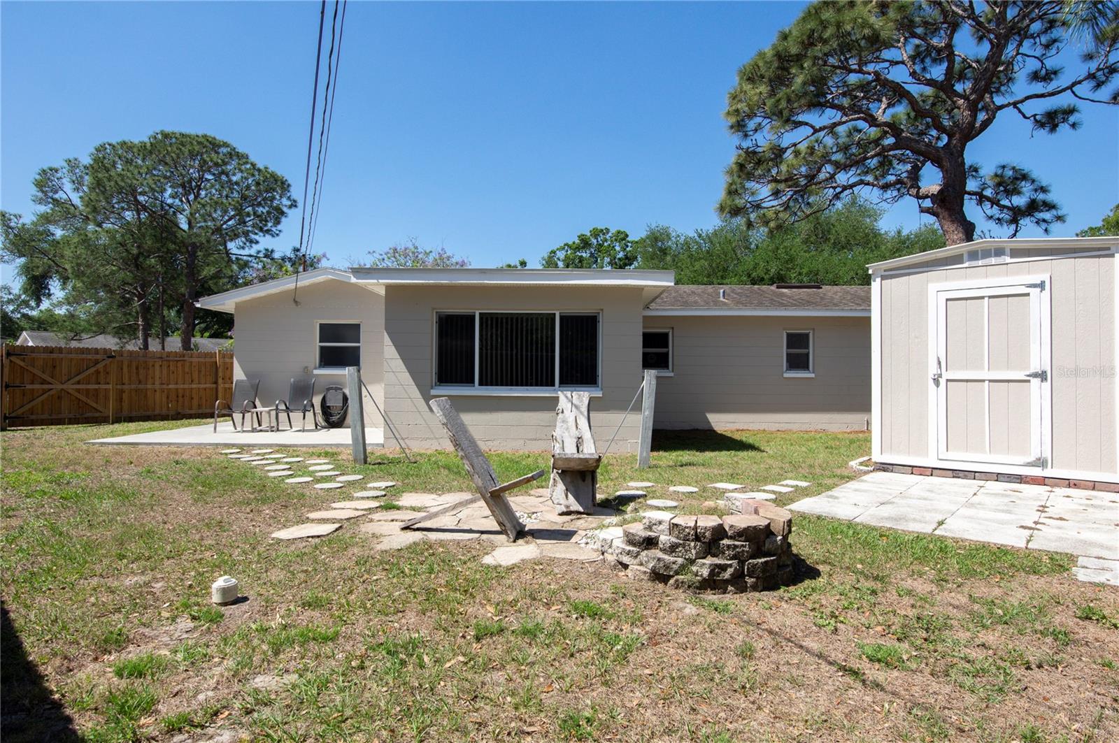 FAIRVIEW ESTATES - Residential