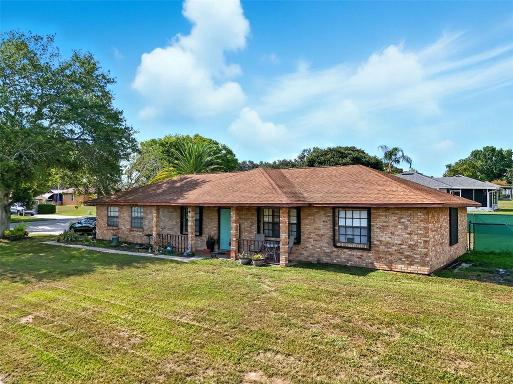 Photo of 12545 Glen Abbey Drive, Grand Island, FL 32735 (MLS # G5101466)