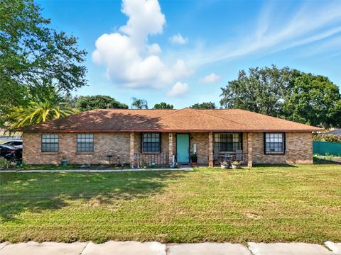 Photo of 12545 Glen Abbey Drive, Grand Island, FL 32735 (MLS # G5101466)