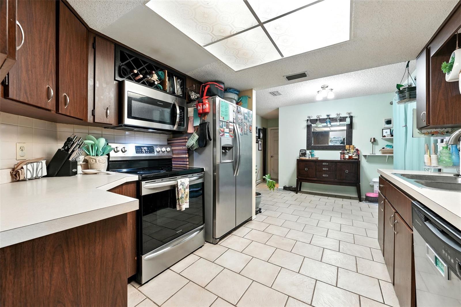 WEDGEWOOD CLUB FIRST ADD - Residential