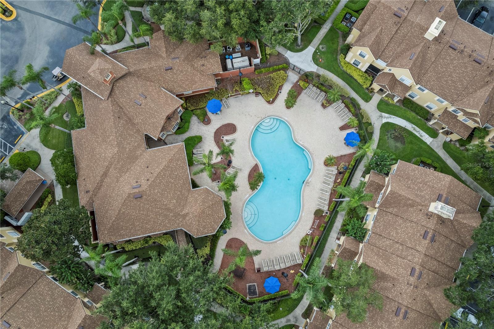 CRESCENT PLACE AT LAKE LOTUS CONDO - Residential Lease