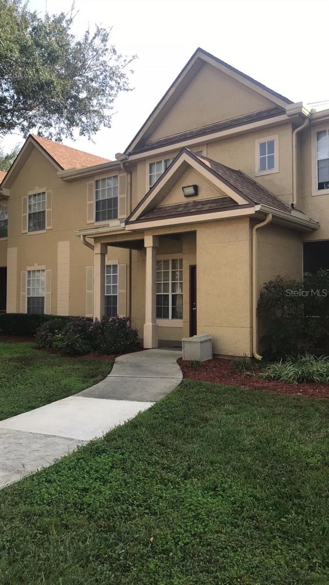 CRESCENT PLACE AT LAKE LOTUS CONDO - Residential Lease