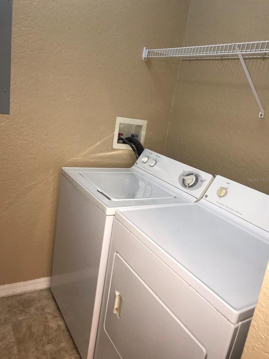 CRESCENT PLACE AT LAKE LOTUS CONDO - Residential Lease