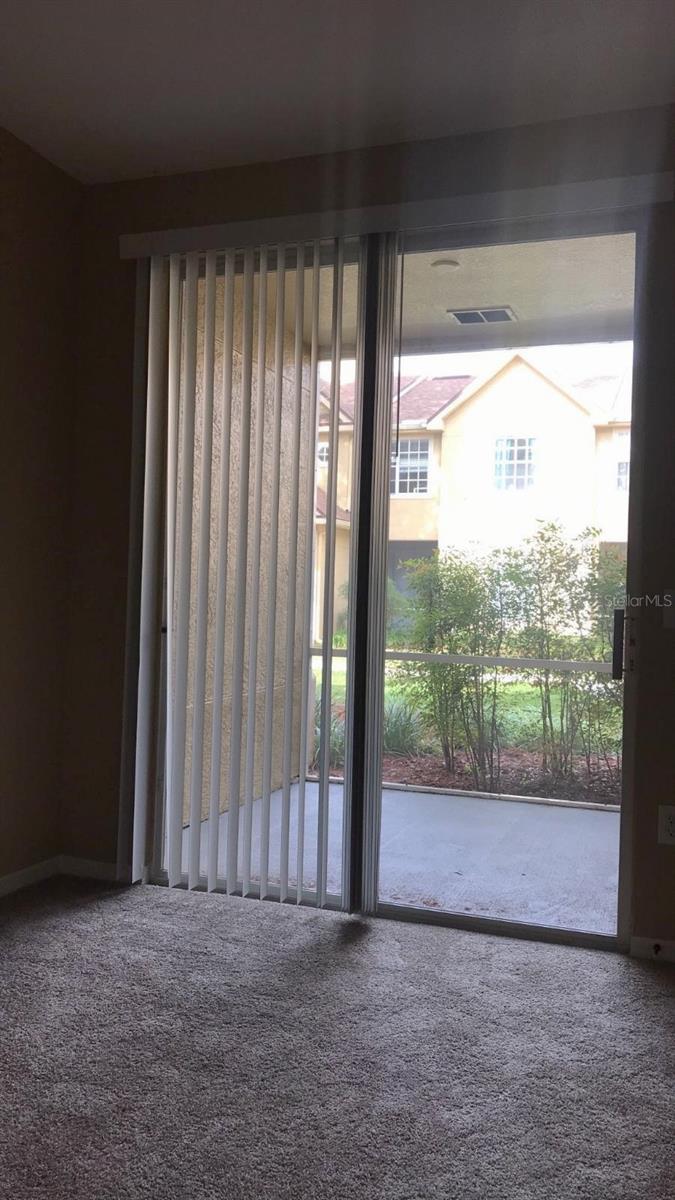 CRESCENT PLACE AT LAKE LOTUS CONDO - Residential Lease