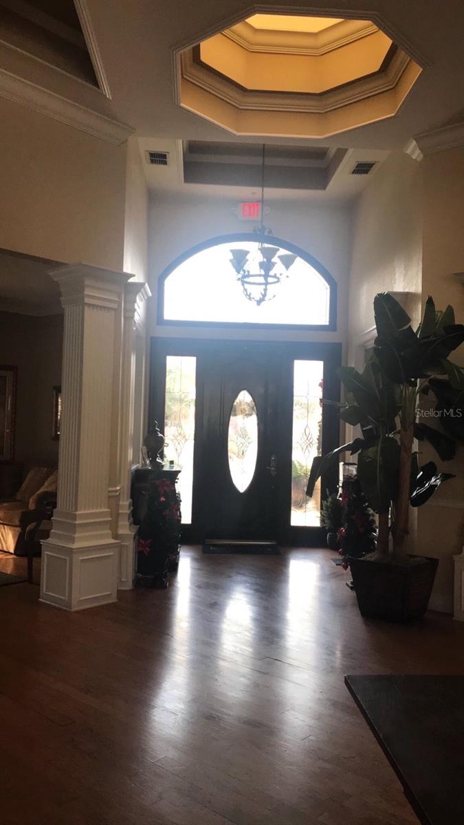 CRESCENT PLACE AT LAKE LOTUS CONDO - Residential Lease