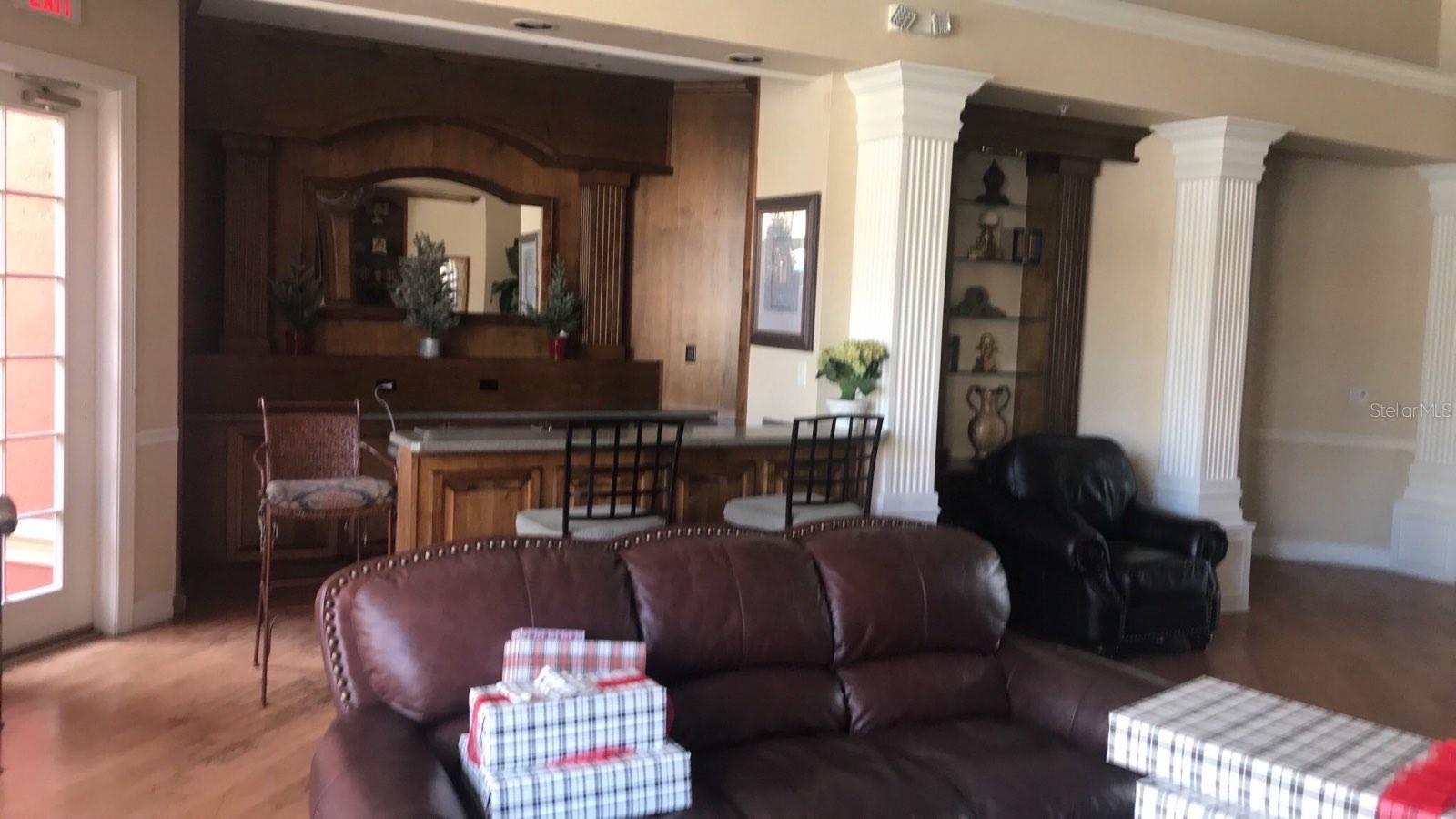 CRESCENT PLACE AT LAKE LOTUS CONDO - Residential Lease