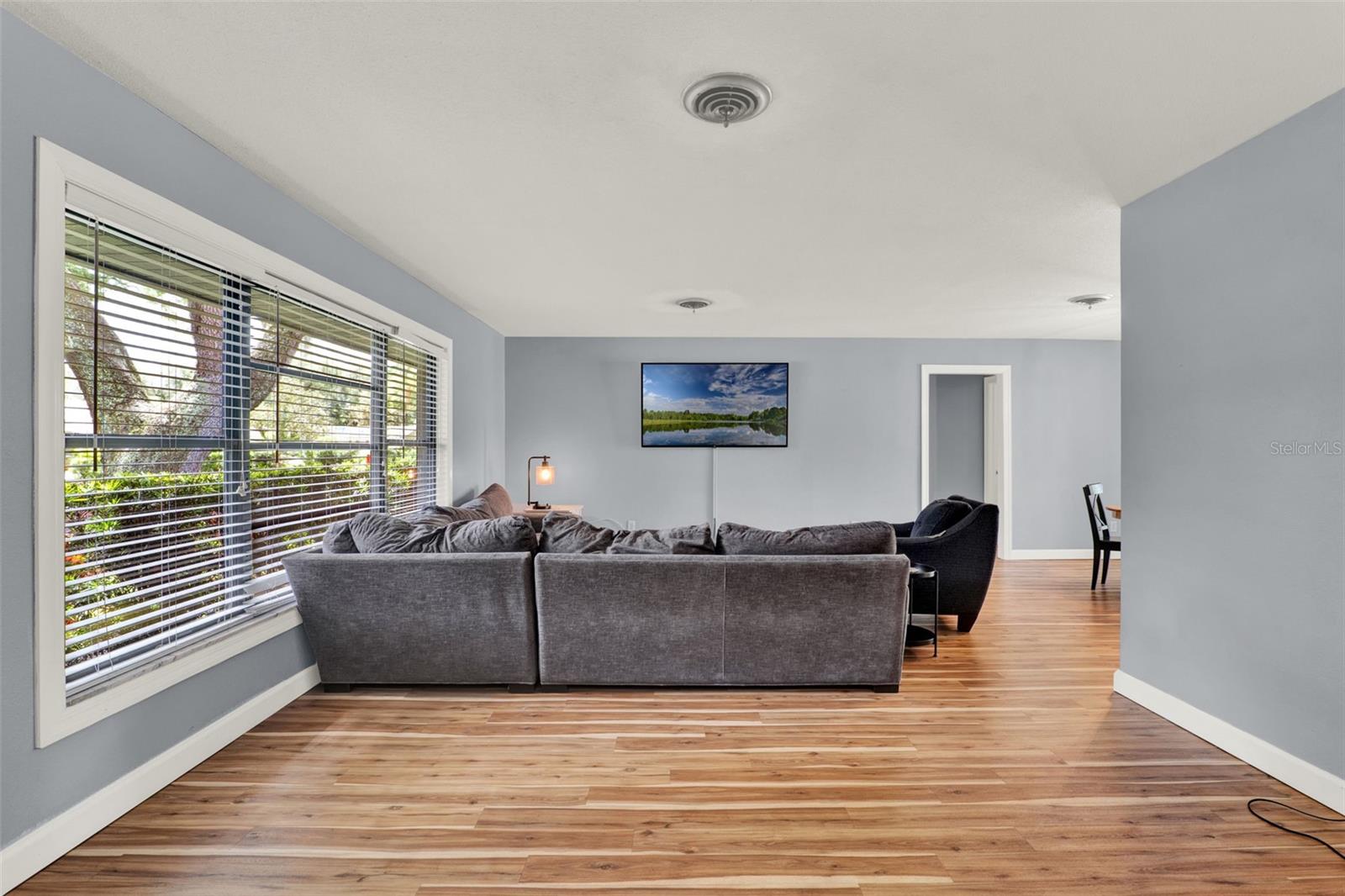 1411 GLASTONBERRY ROAD