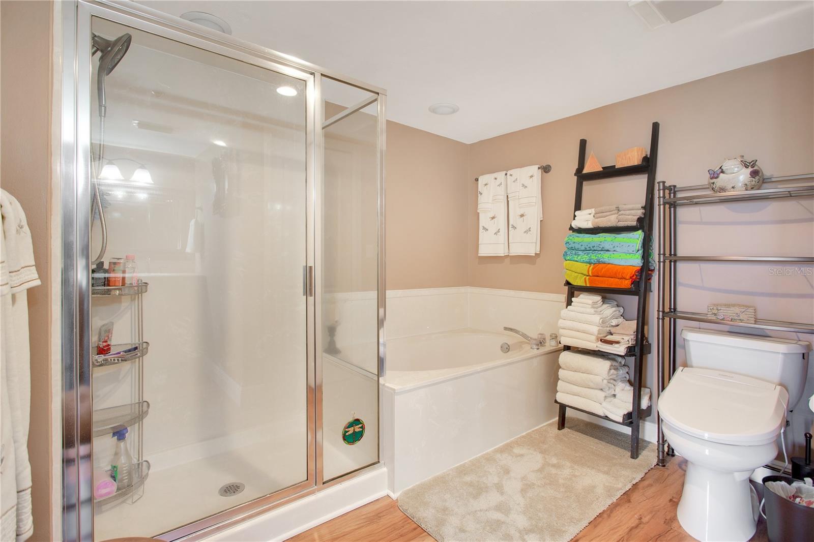 OCEANS CLOVERLEAF NORTH - Residential
