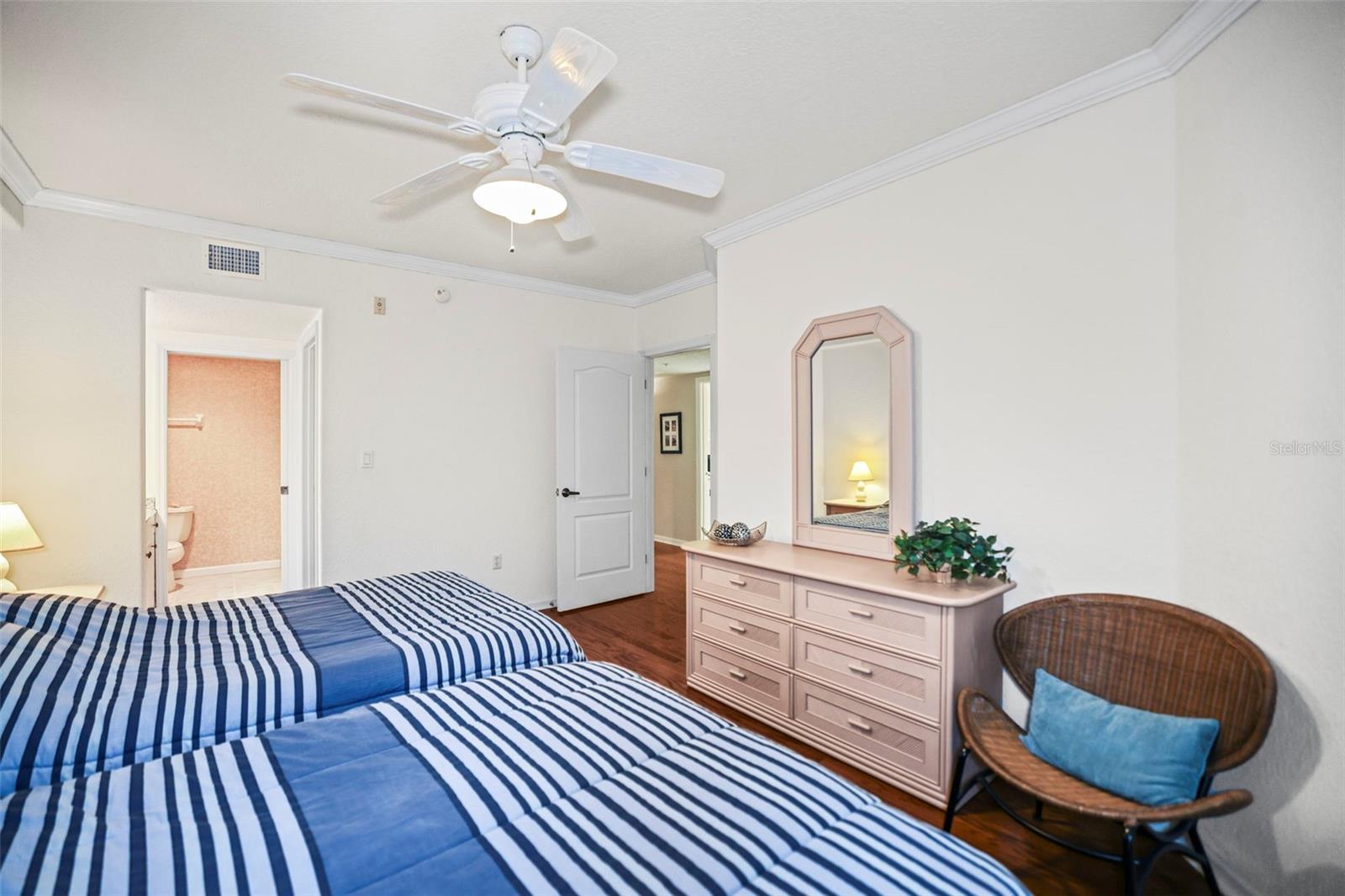 MARQUESA CONDO - Residential
