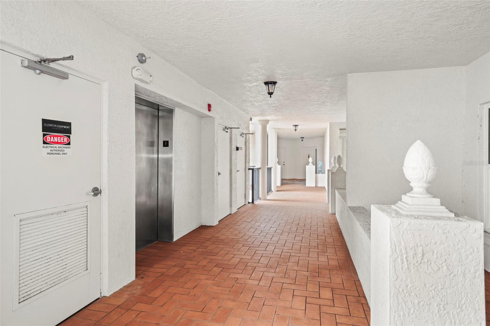 MARQUESA CONDO - Residential